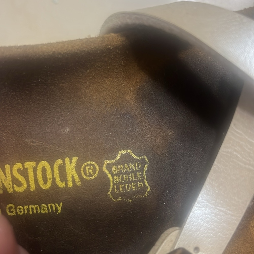 Birkenstock Cream and Brown Adjustable Sandals - Picture 11 of 13